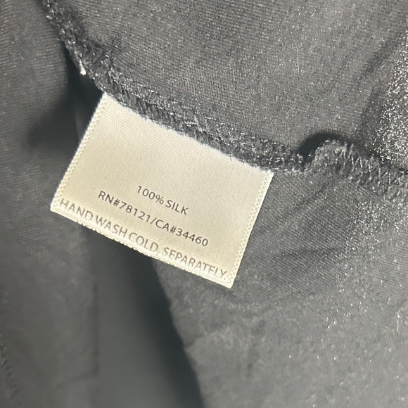 Eileen Fisher Silk Georgette Sleeveless Black Top Size M - Picture 6 of 6